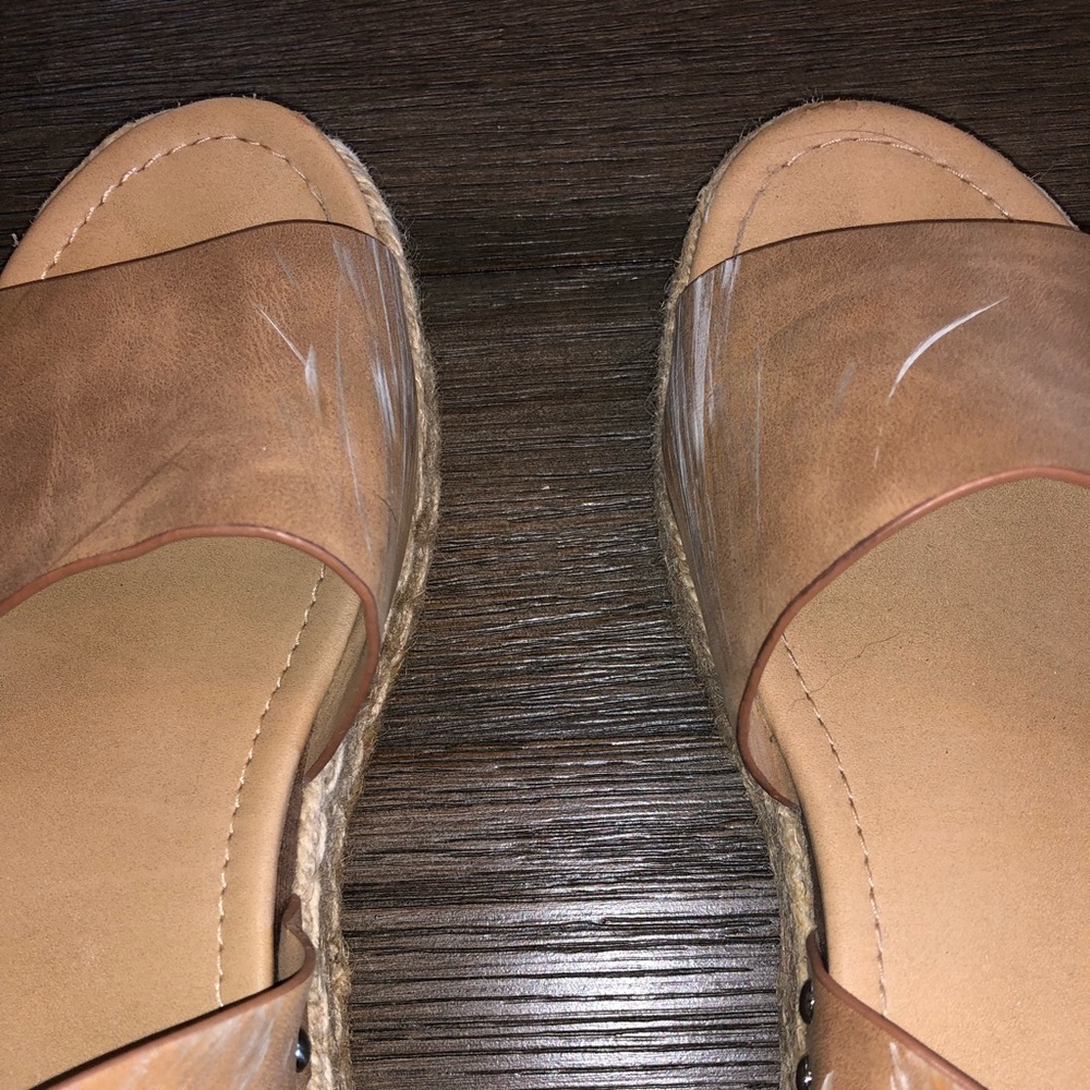 Stylish platforms - Picture 4 of 4